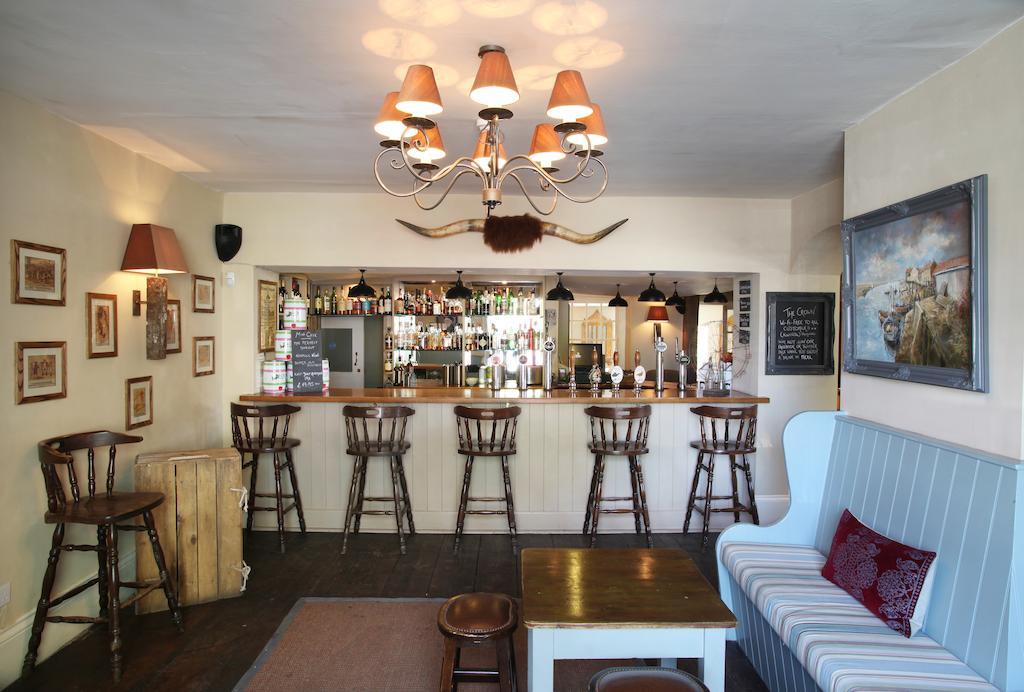 Wells-next-the-Sea The Crown Hotel מראה חיצוני תמונה