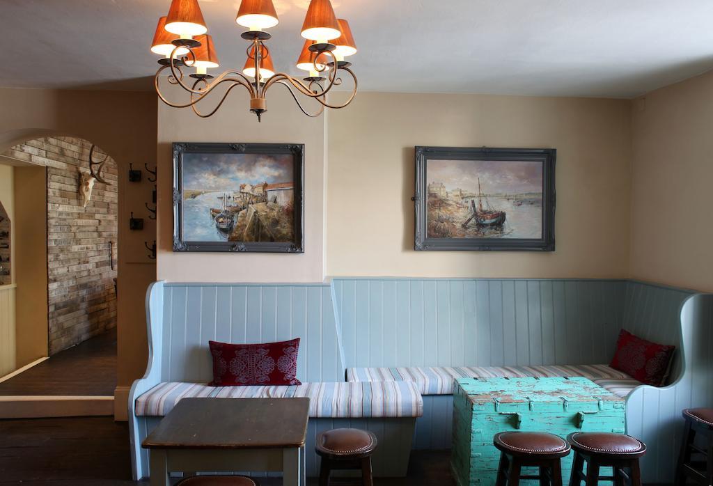 Wells-next-the-Sea The Crown Hotel מראה חיצוני תמונה