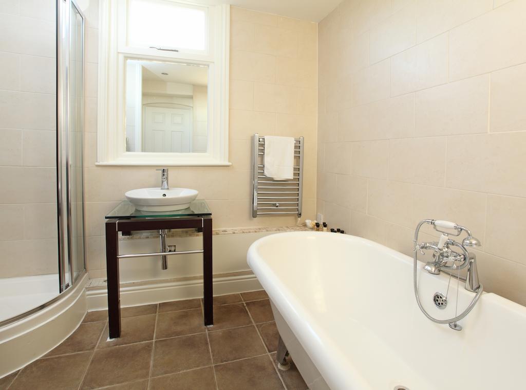 Wells-next-the-Sea The Crown Hotel מראה חיצוני תמונה
